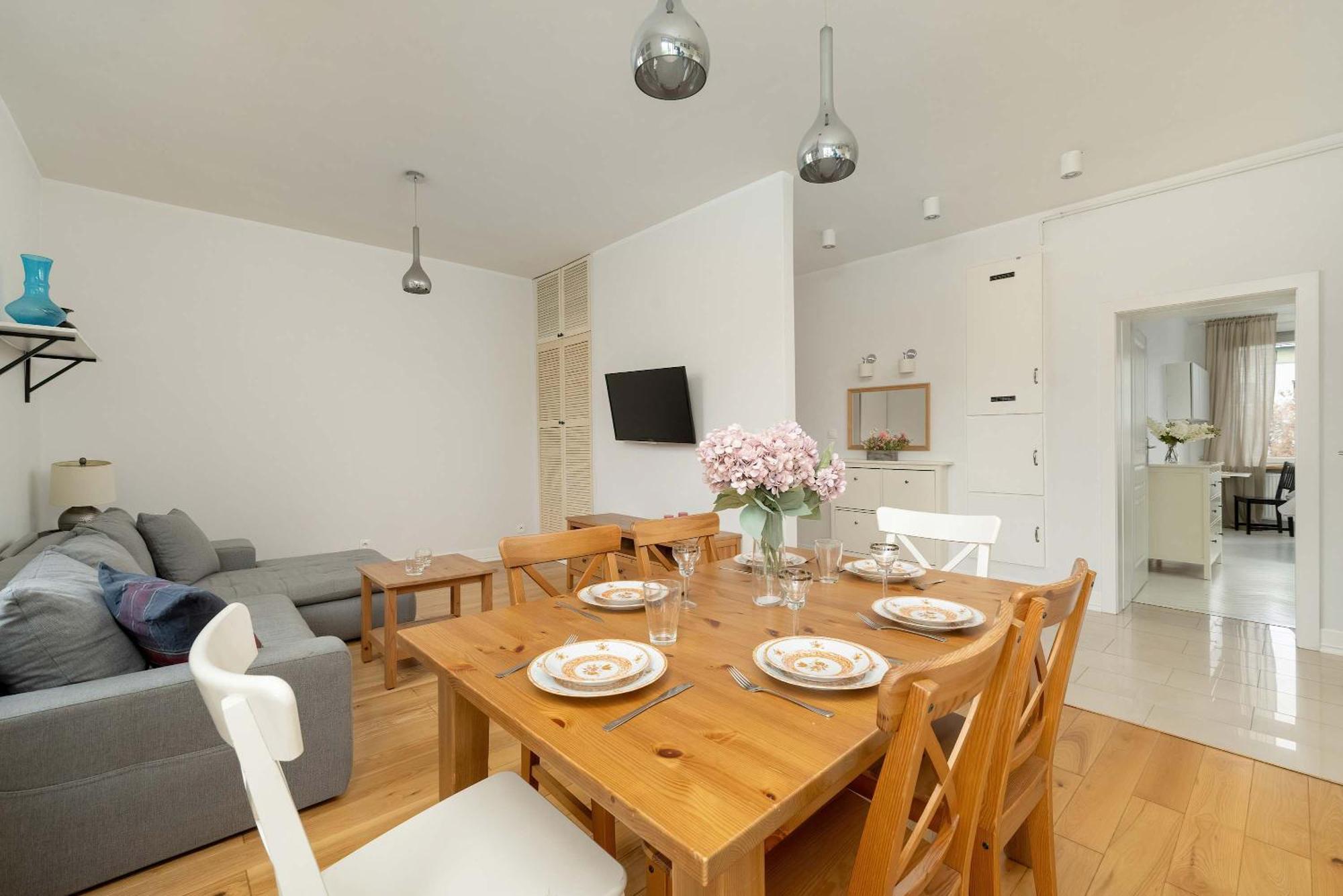 Pawlowa Stylish Apartment With Balcony & Home Office Wroclaw By Noclegi Renters 외부 사진