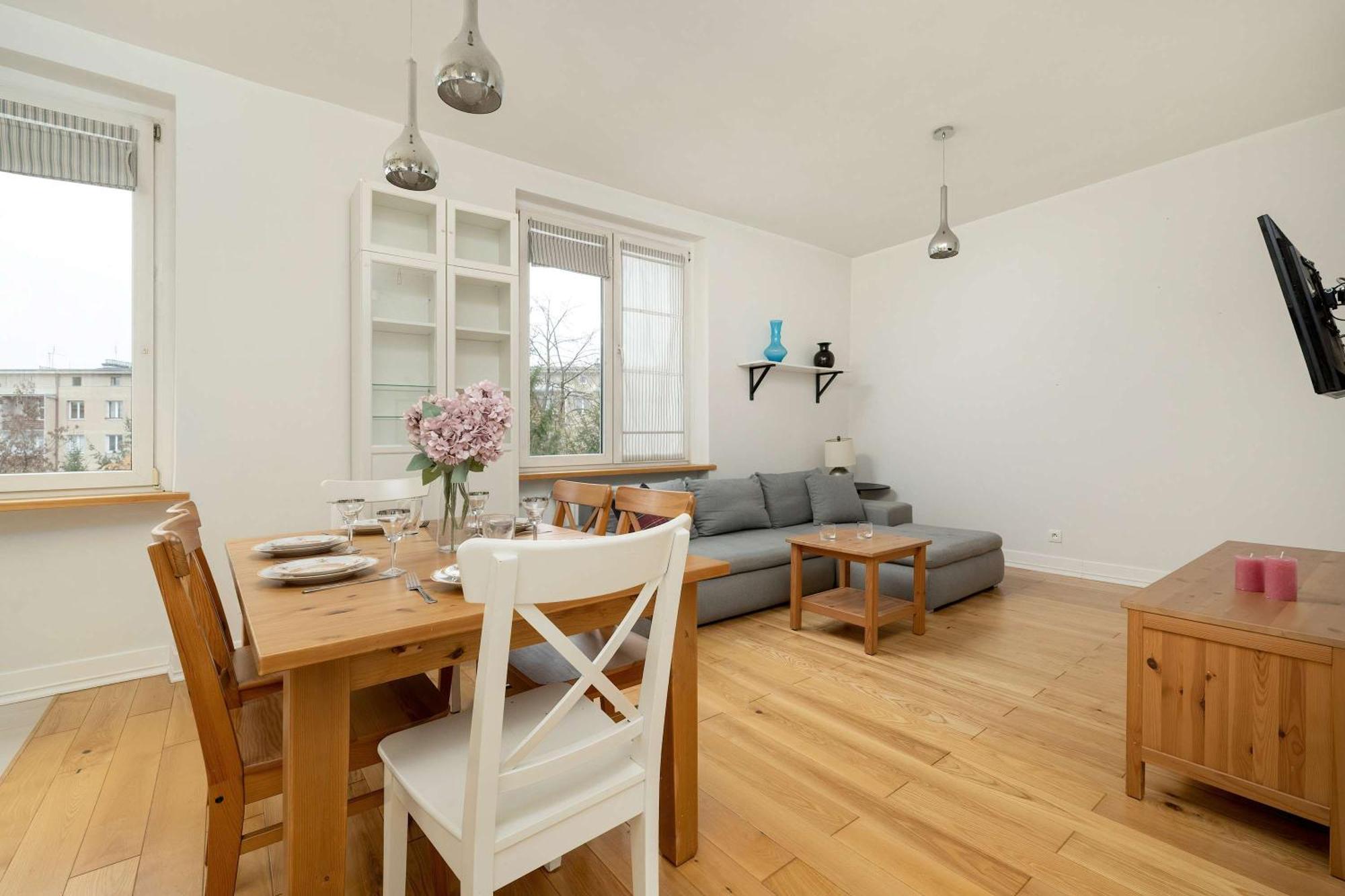 Pawlowa Stylish Apartment With Balcony & Home Office Wroclaw By Noclegi Renters 외부 사진
